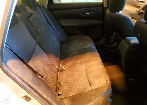 2016 Nissan Altima 2.5 из США, поврежденный, VIN 1N4AL3AP3GN315340